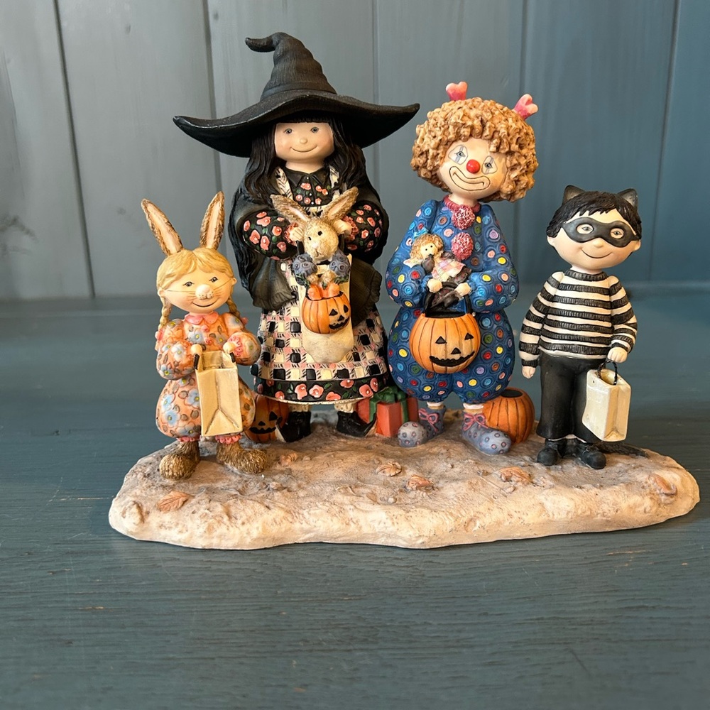 Vintage 1998 Lang & Wise “Special Friends” Halloween Figurine (2nd Edition)